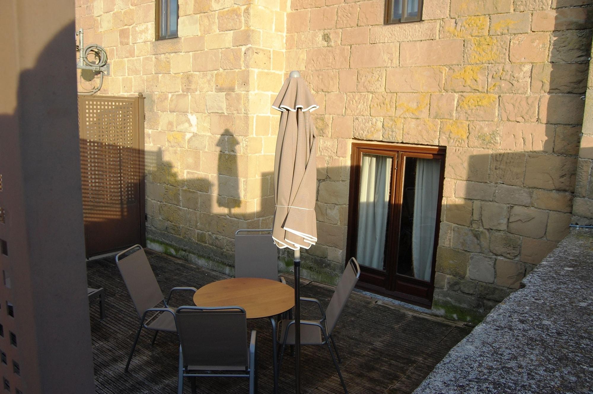 Parador De Olite Buitenkant foto